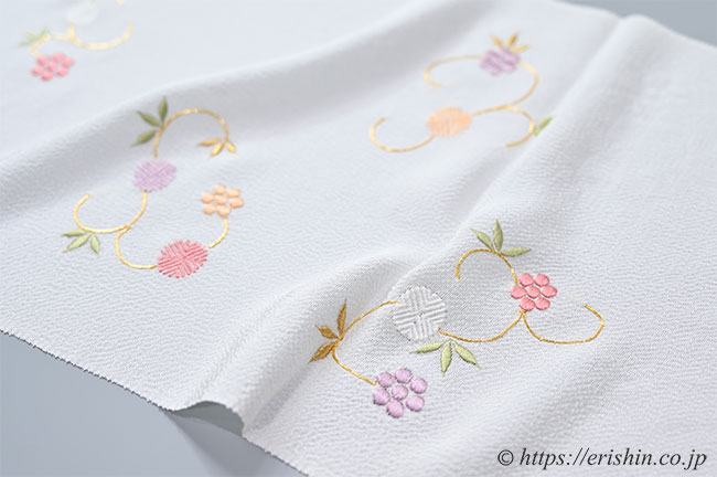 帯揚げ(天神唐草・刺繍/白地・縮緬)