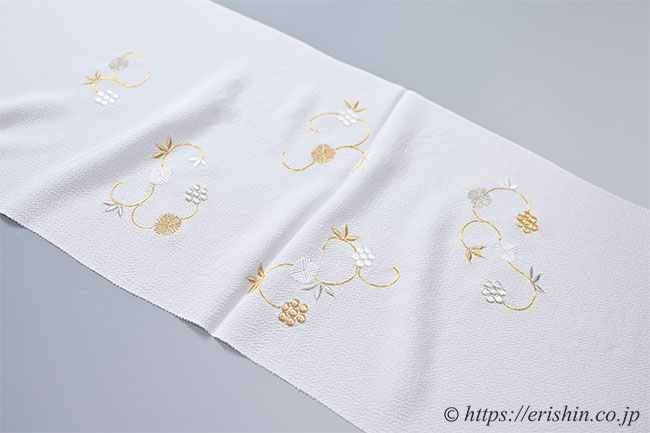 帯揚げ(天神唐草・刺繍/白地に金銀・縮緬)