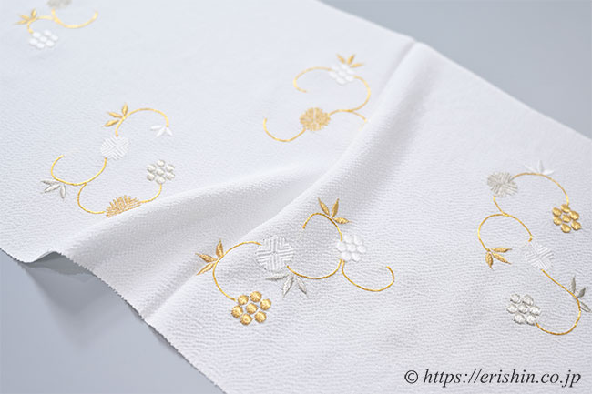 帯揚げ(天神唐草・刺繍/白地に金銀・縮緬)
